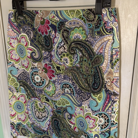 Talbots Bright Colorful Paisley Pencil Skirt Classy Workwear Business Size 6p - Picture 2 of 7